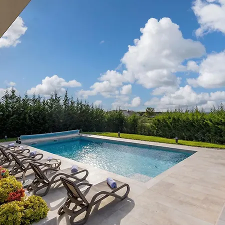 Вилла Luxury Pool & Miracle - Happy *