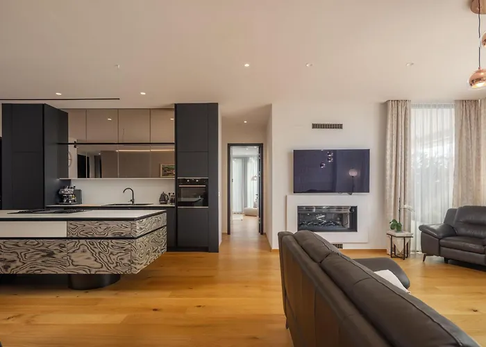 Miracle - Happy Villa